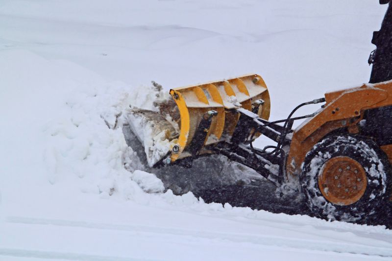 Driveway Snow Plowing detail