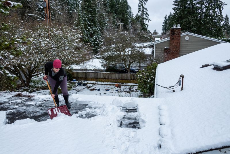 Roof Snow Removal detail